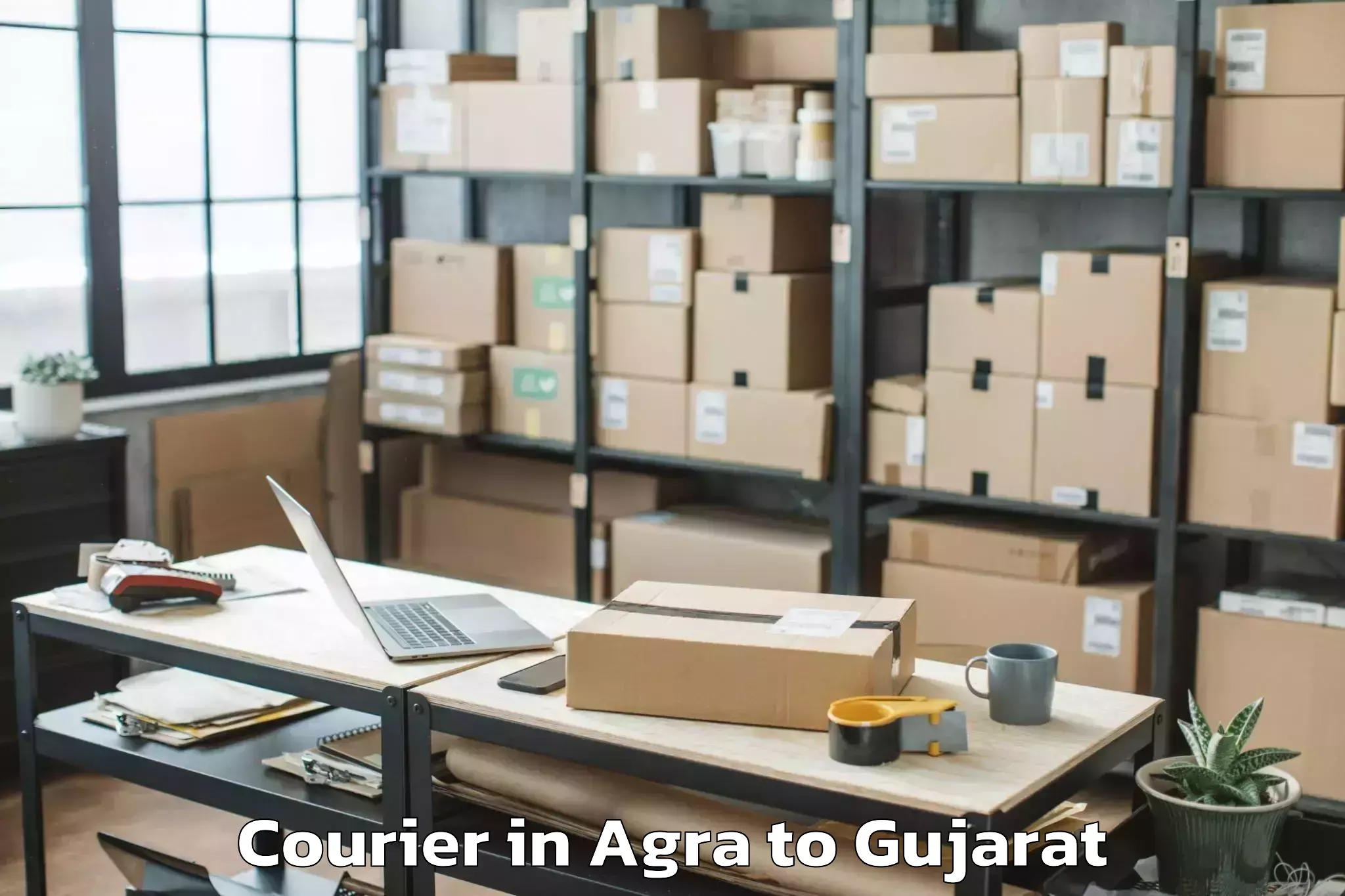 Discover Agra to Lunavada Courier